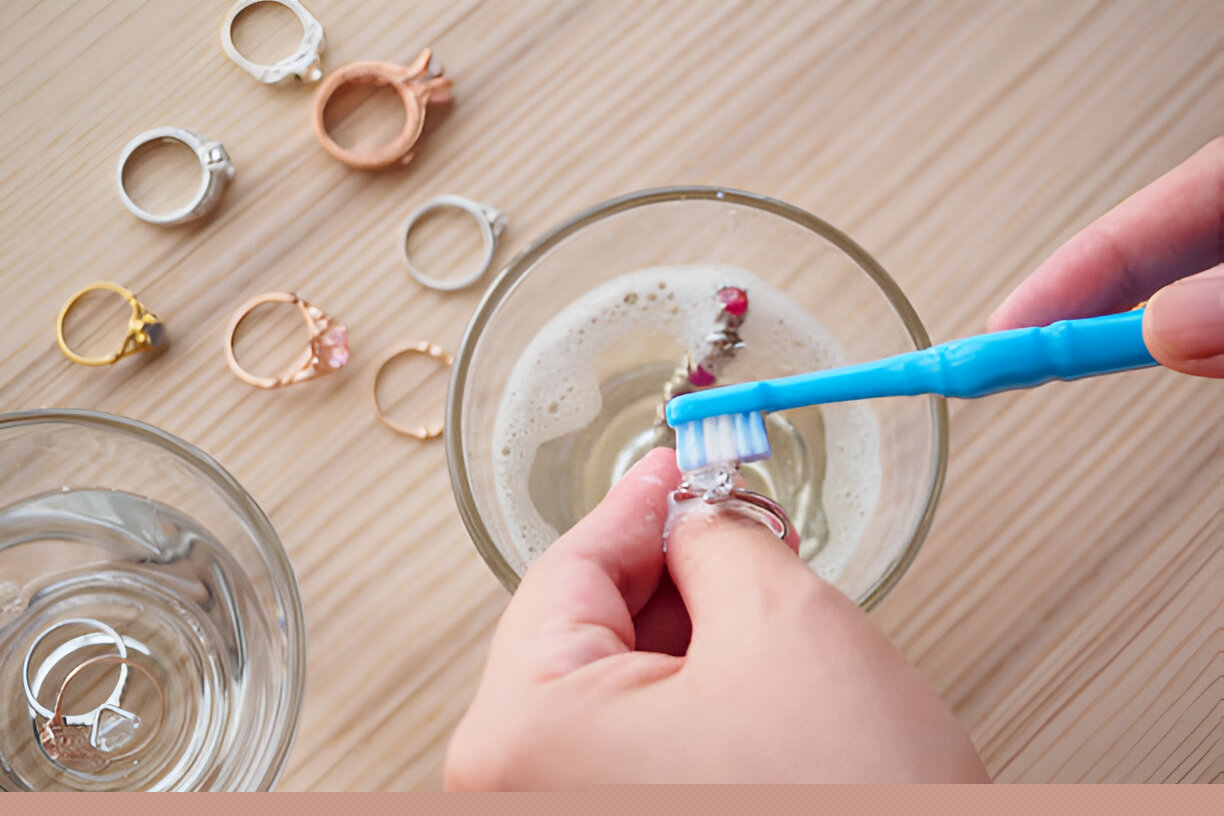 How To Clean Jewellery | In Home