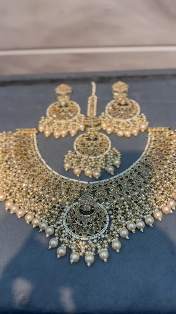 Premium Bridal Jewellery Set for Royal Barat Looks – Daas Jewellery | Shop Online in Pakistan & Worldwide