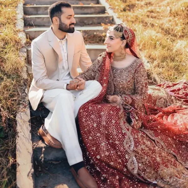 Luxury gold jewellery set for brides — premium wedding jewelry available for online shopping in Pakistan with fast worldwide delivery