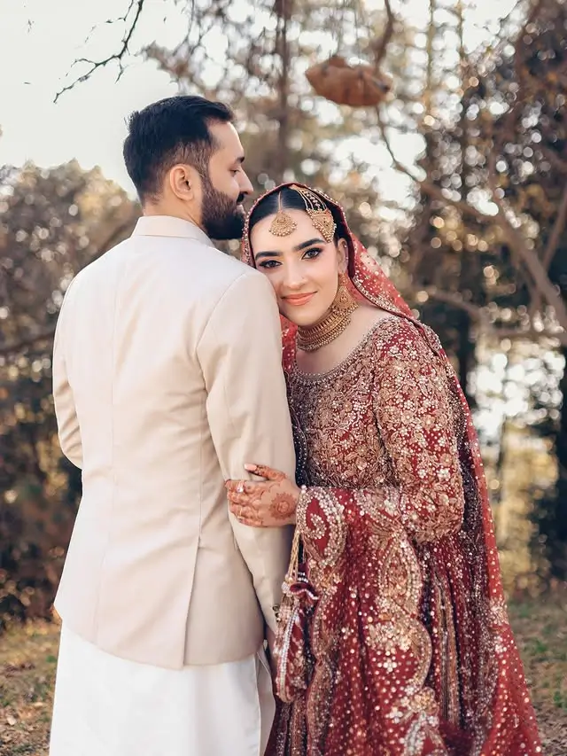 Luxury gold jewellery set for brides — premium wedding jewelry available for online shopping in Pakistan with fast worldwide delivery