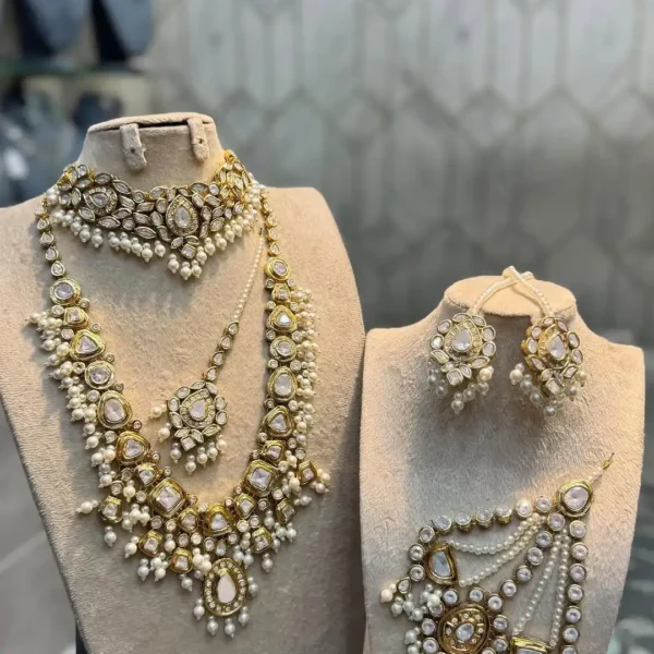 Handmade Kundan bridal jewellery online Pakistan