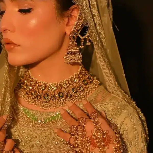 Elegant Nikkah outfit with Jewelry for Your Nikkah