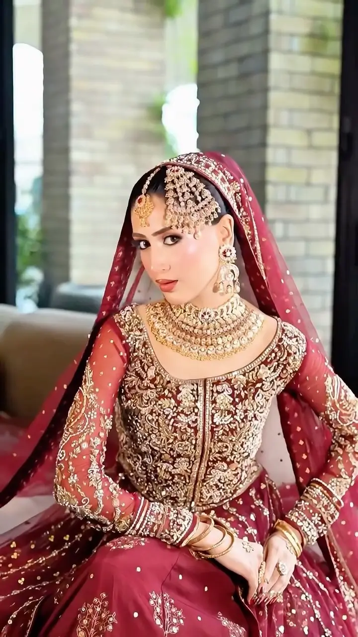 SEO Alt Tag: Indian Wedding Jewelry Set by Daas Jewellery – Luxury Kundan Bridal Necklace Set for Wedding Shopping in Pakistan & Worldwide